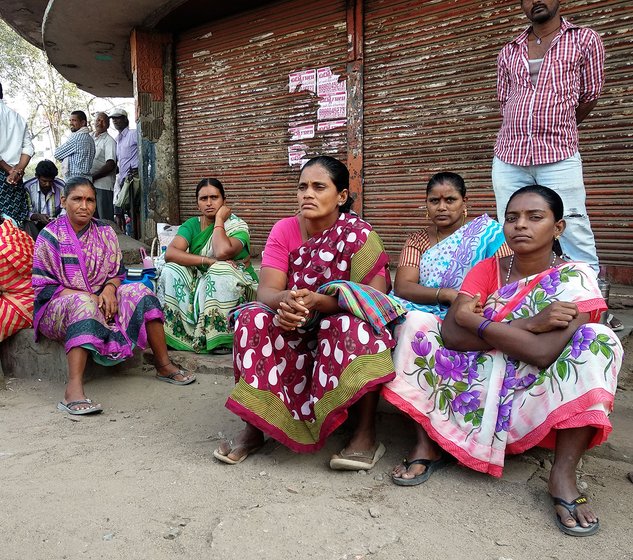 Migrant daily wage women labourers from Kankipadu