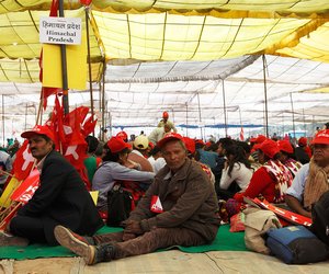 Marching from Majnu ka Tila to Ramlila